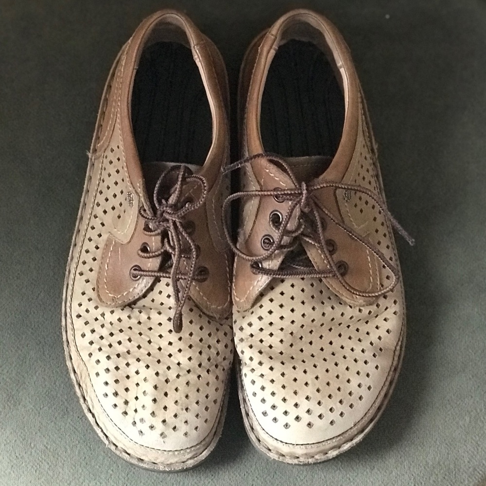 Finn Comfort Baden Brown Nubuck Shoes